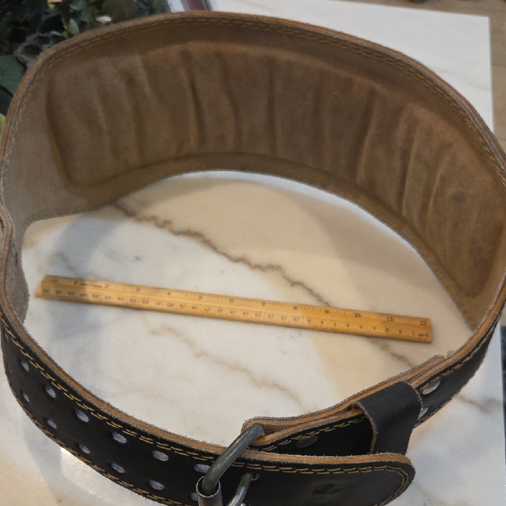 Used 48 Inches XL Harbingers Med Padded Leather Weight Lifting Belt